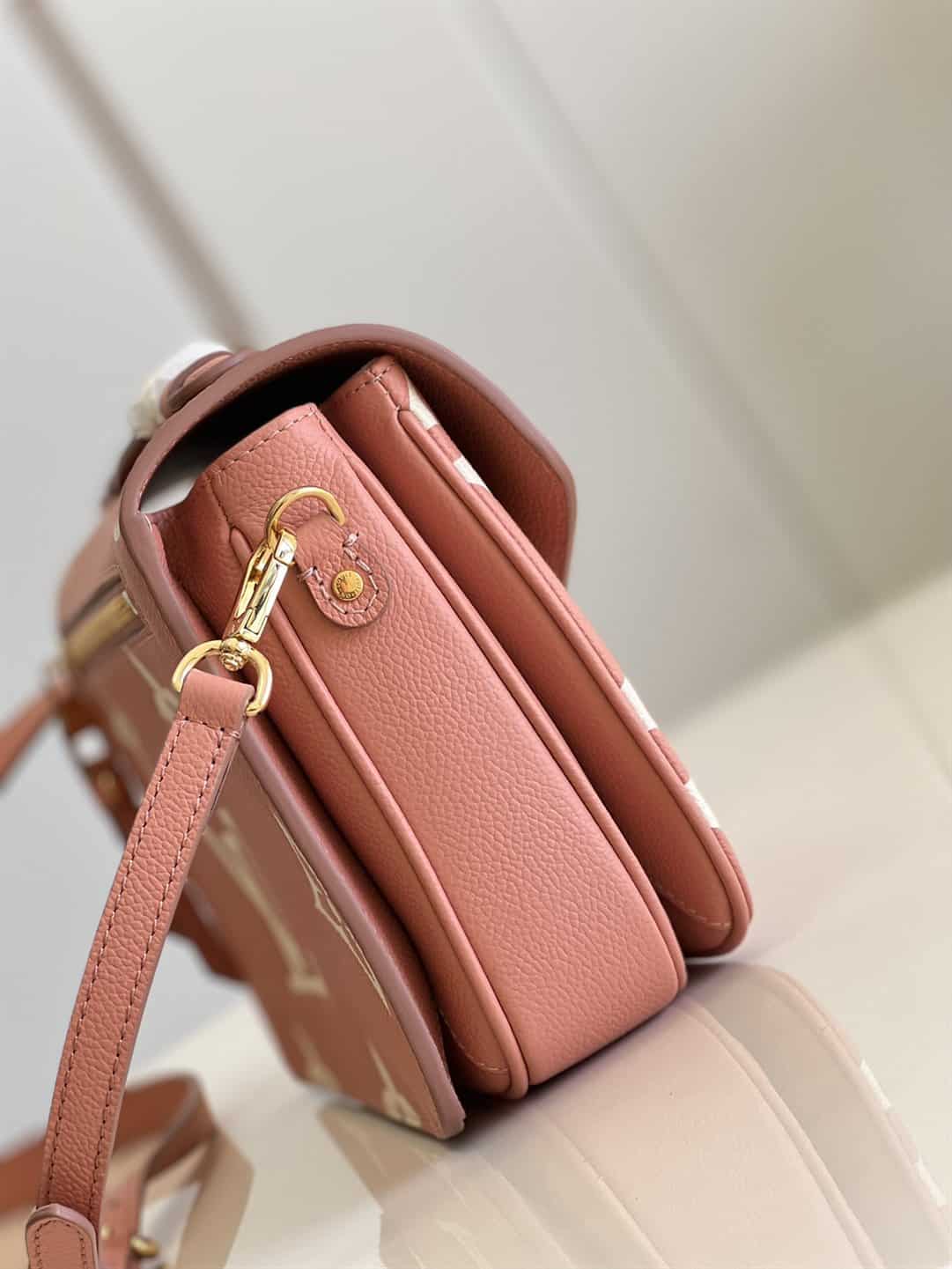Louis Vuitton Pochette Métis Bag - LHB707 - 6