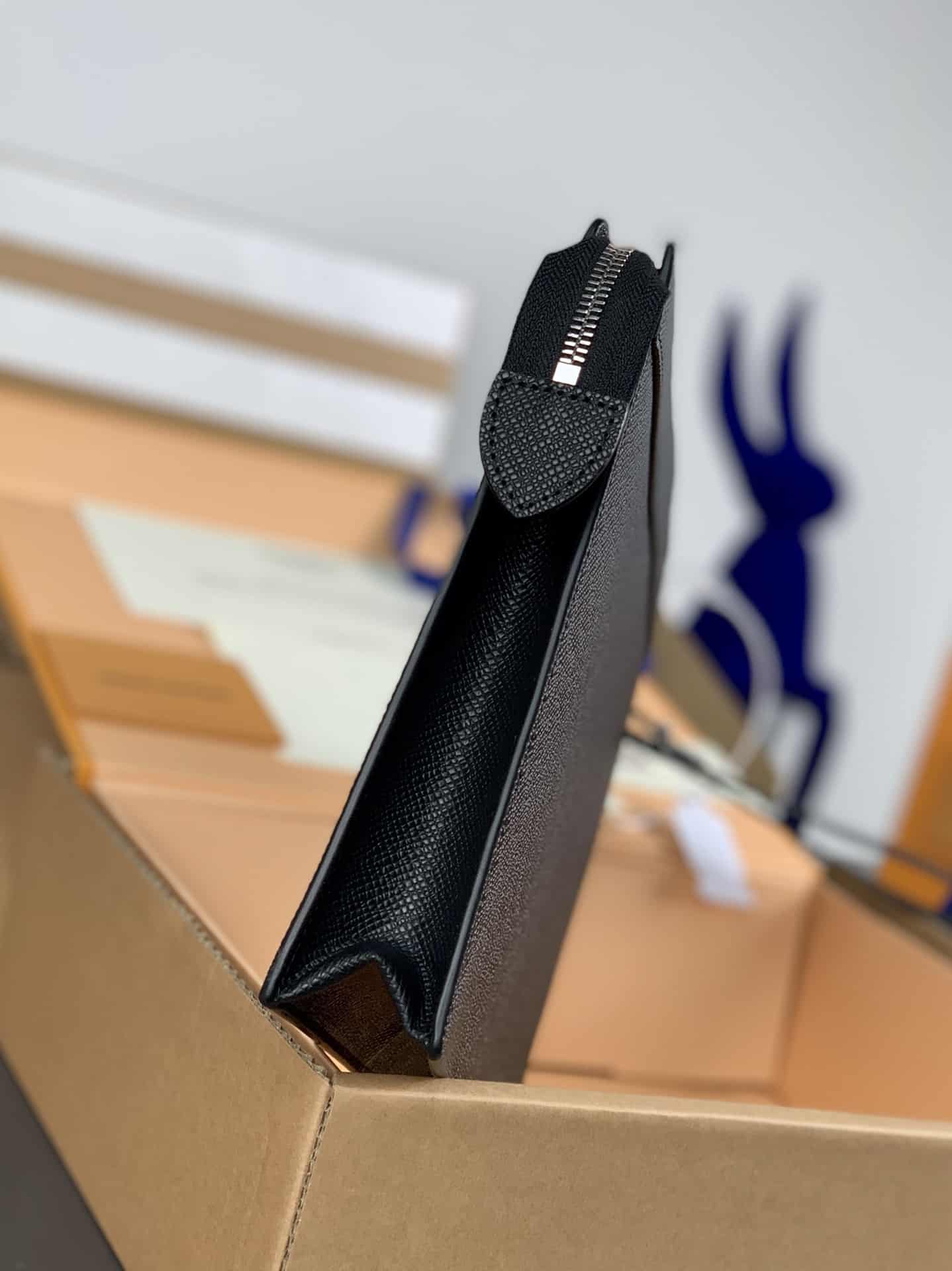 Louis Vuitton Standing Pouch - LP64 - 6