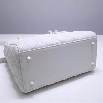 MEDIUM ULTRAMATTE LADY DIOR BAG Latte Ultramatte Cannage Calfskin - DHB41 - 7