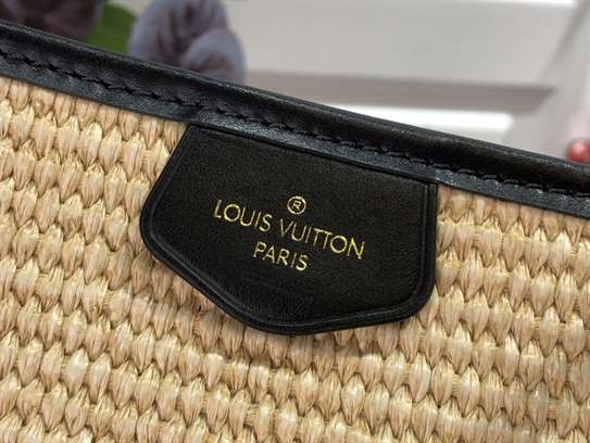 Louis Vuitton Black Synthetic Knitted Raffia Shoulder Bag - LTB549 - 9