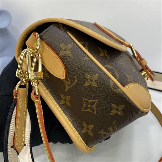 Louis Vuitton Bag- LHB454 - 10