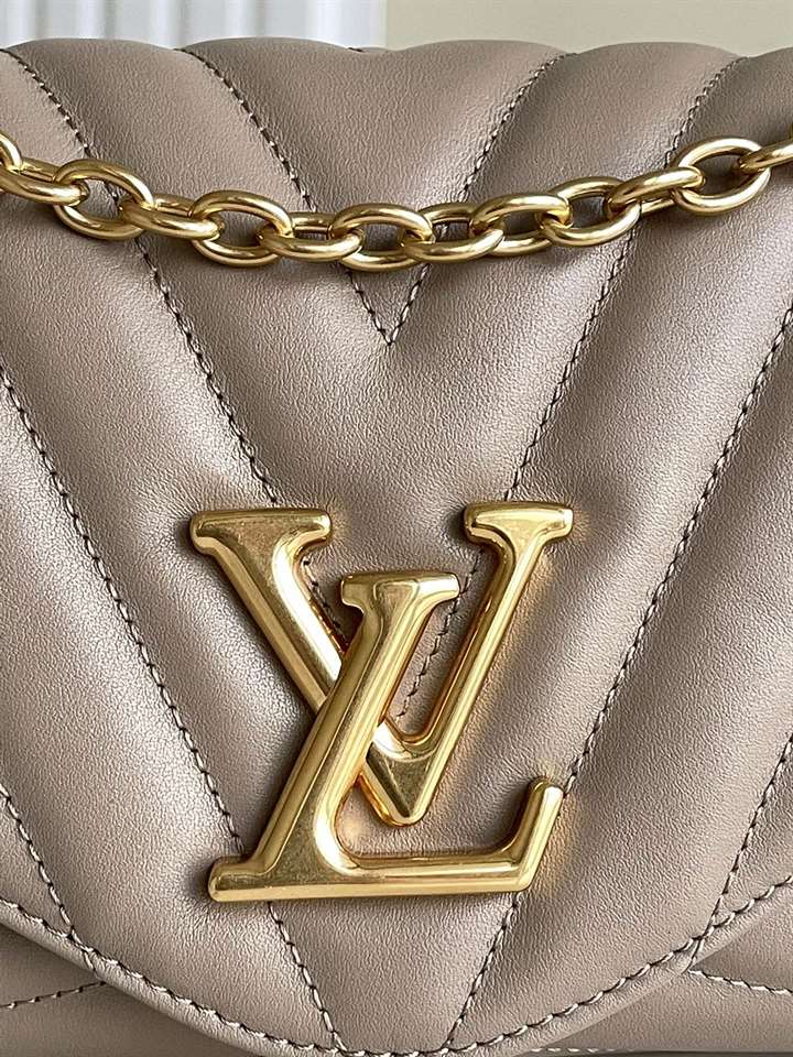 Louis Vuitton Wave Chain Bag - LHB353 - 9
