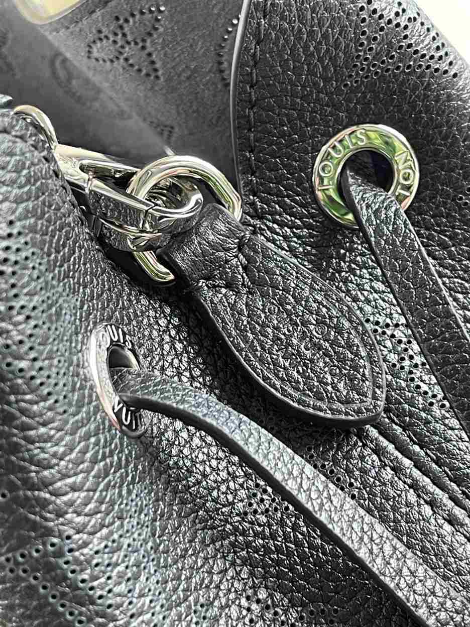 LOUIS VUITTON BELLA BUCKET BAG - LHB637 - 9