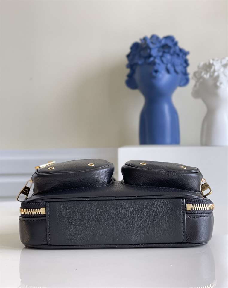 Louis Vuitton Utility Crossbody - LHB199 - 9