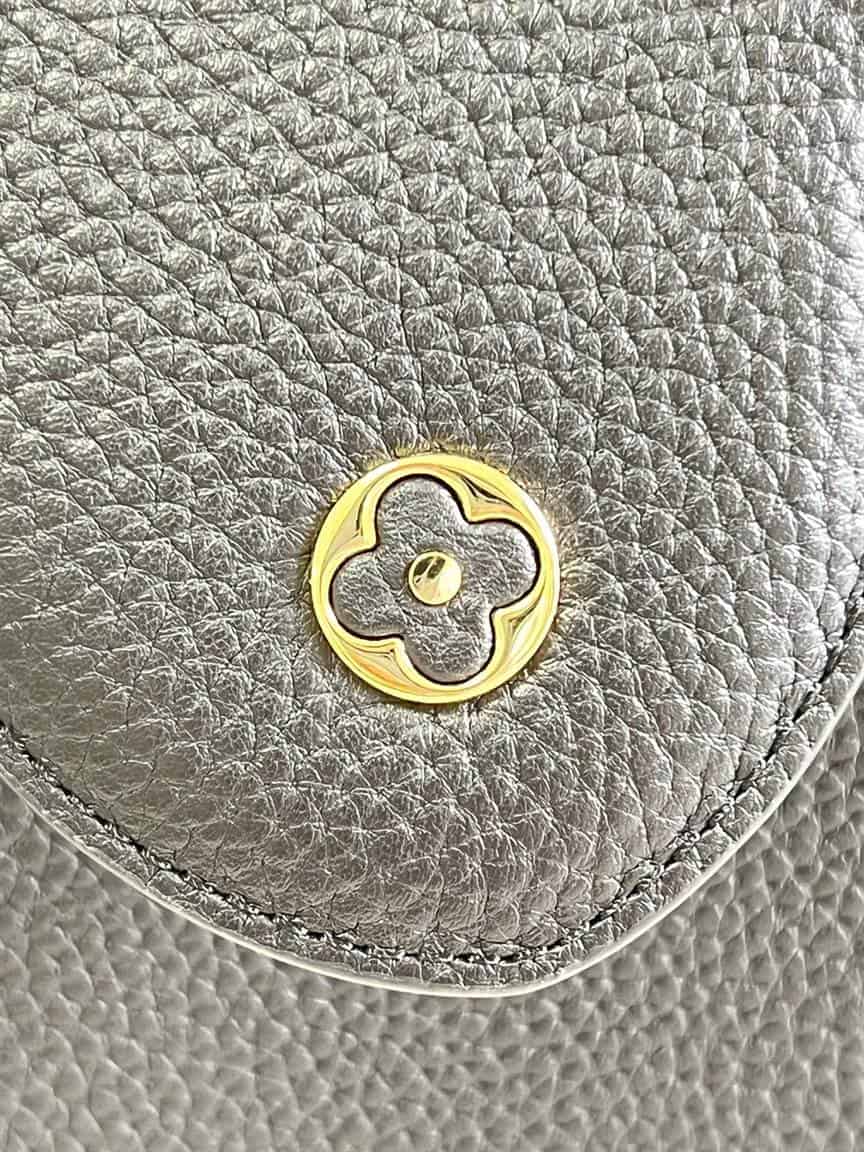 Louis Vuitton Capucines MM - LHB514 - 10