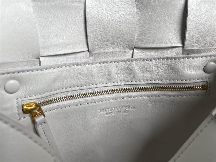 Bottega veneta Women's Cassette in White - PBV08 - 10