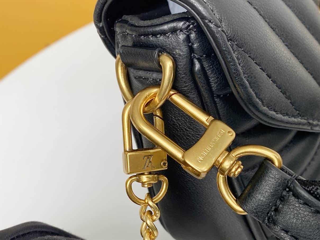 Louis Vuitton New Wave Multi-Pochette - LHB470 - 10