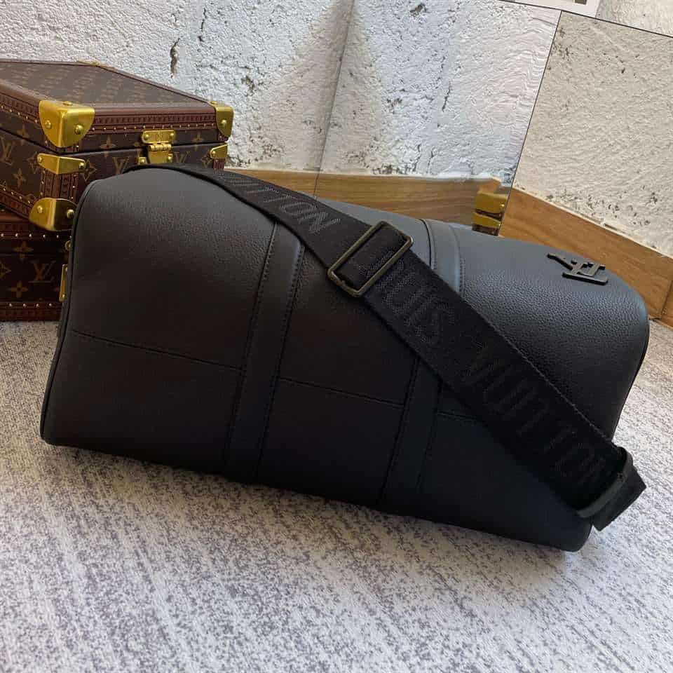 Louis Vuitton Keepall Bandoulière 40 - LDB120 - 10
