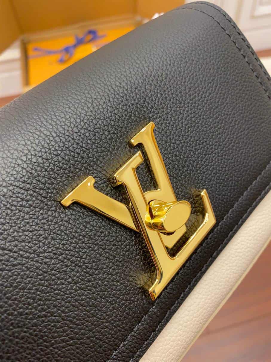 Louis Vuitton Lockme Tender - LHB472 - 9