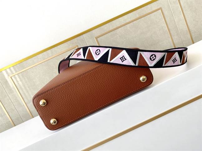 Louis Vuitton Capucines BB Capucines - LHB494 - 10