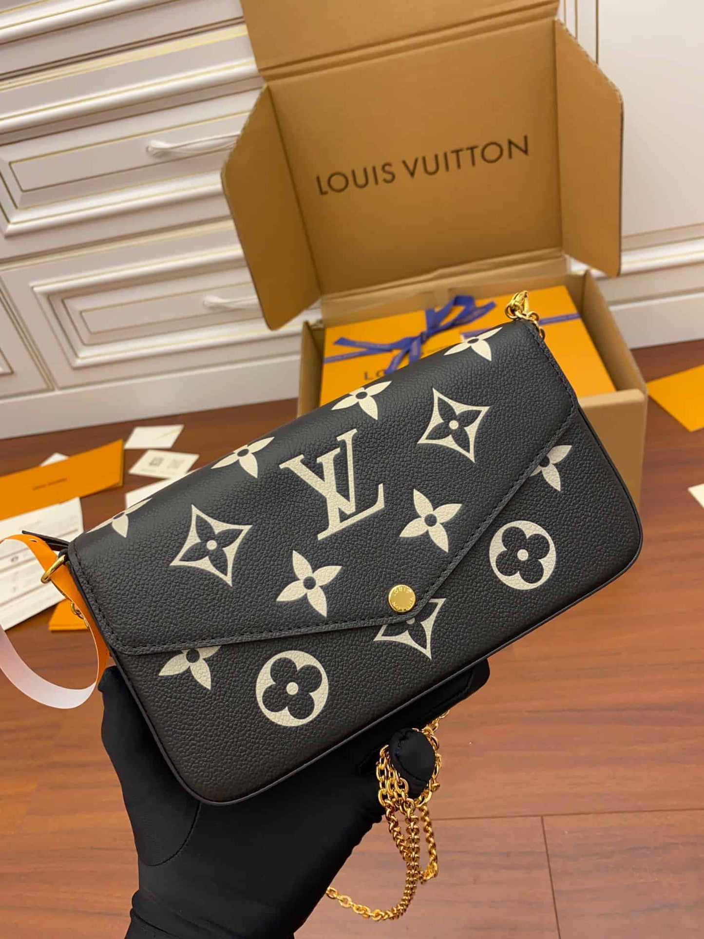 Louis Vuitton Félicie Pochette - LHB486 - 10