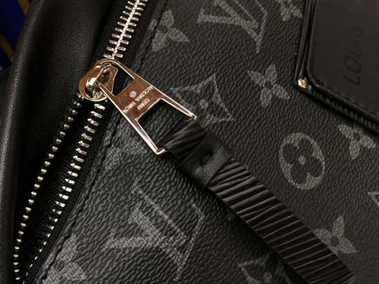 Louis Vuitton Discovery Bumbag - LBB278 - 10