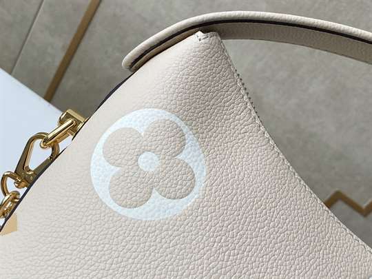 Louis Vuitton Marshmallow - LHB389 - 10