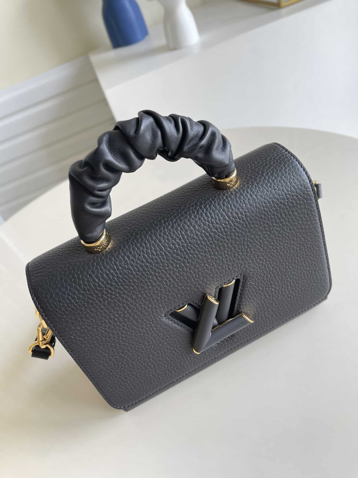 Louis Vuitton Twist MM Other Leathers - LHB477 - 10