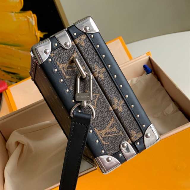 Louis Vuitton Clutch Box Monogram Eclipse Canvas LMB036 - 9