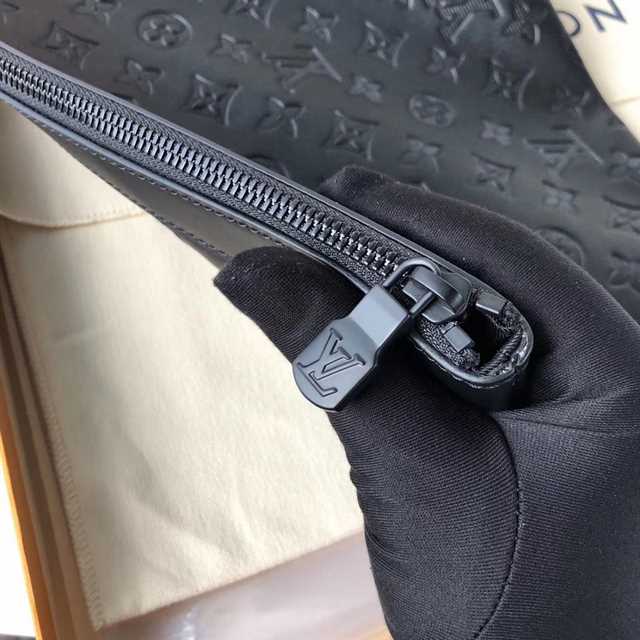 Louis Vuitton Discovery Pochette Monogram Shadow Leather LP51 - 7