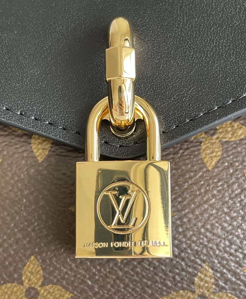 Louis Vuitton Padlock On Strap - LTB064 - 9