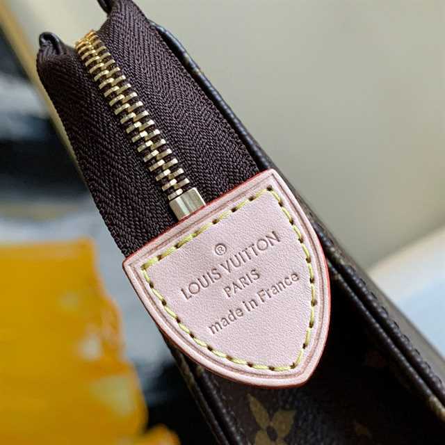 Louis Vuitton Toiletry Pouch 26 Epi Monogram Canvas LP55 - 9