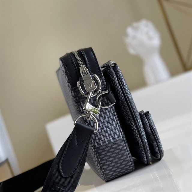 Louis Vuitton Trio Messenger Damier Graphite Canvas LMB027 - 9