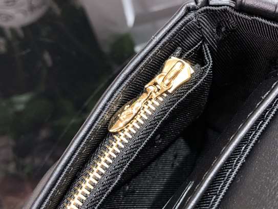 Wallet On Strap Bubblegram Leather - WPR132 - 4