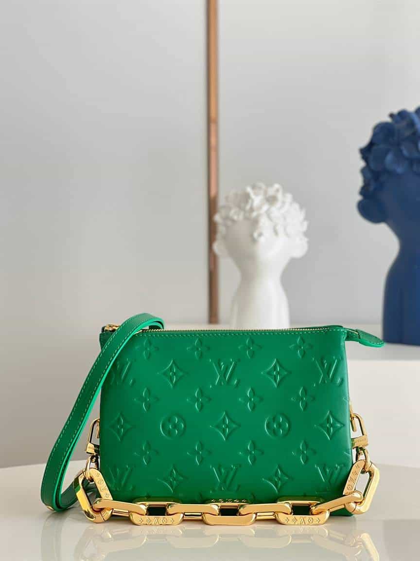 Louis Vuitton Coussin BB - LHB518 - 2