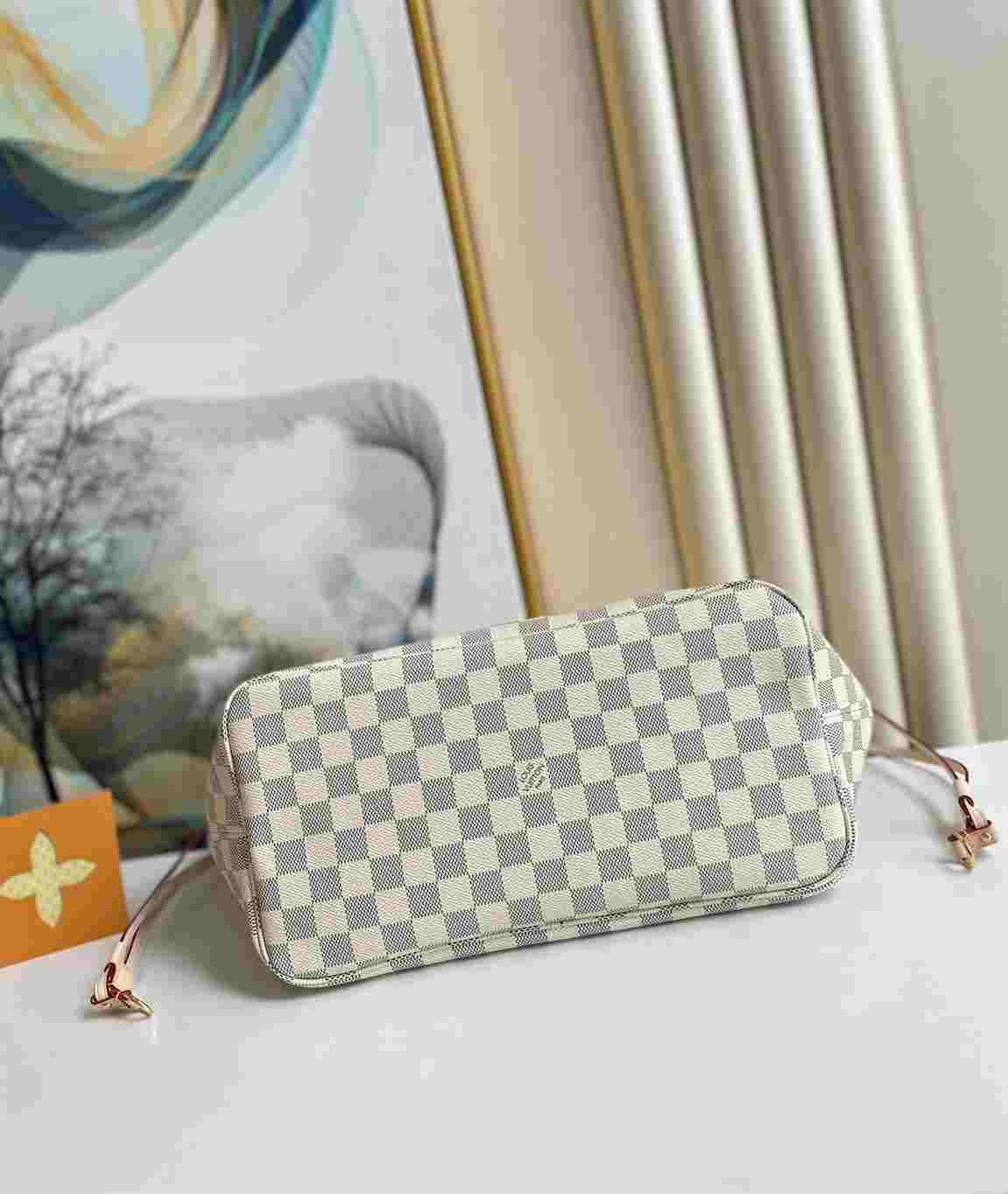 Louis Vuitton Neverfull PM - LHB608 - 5