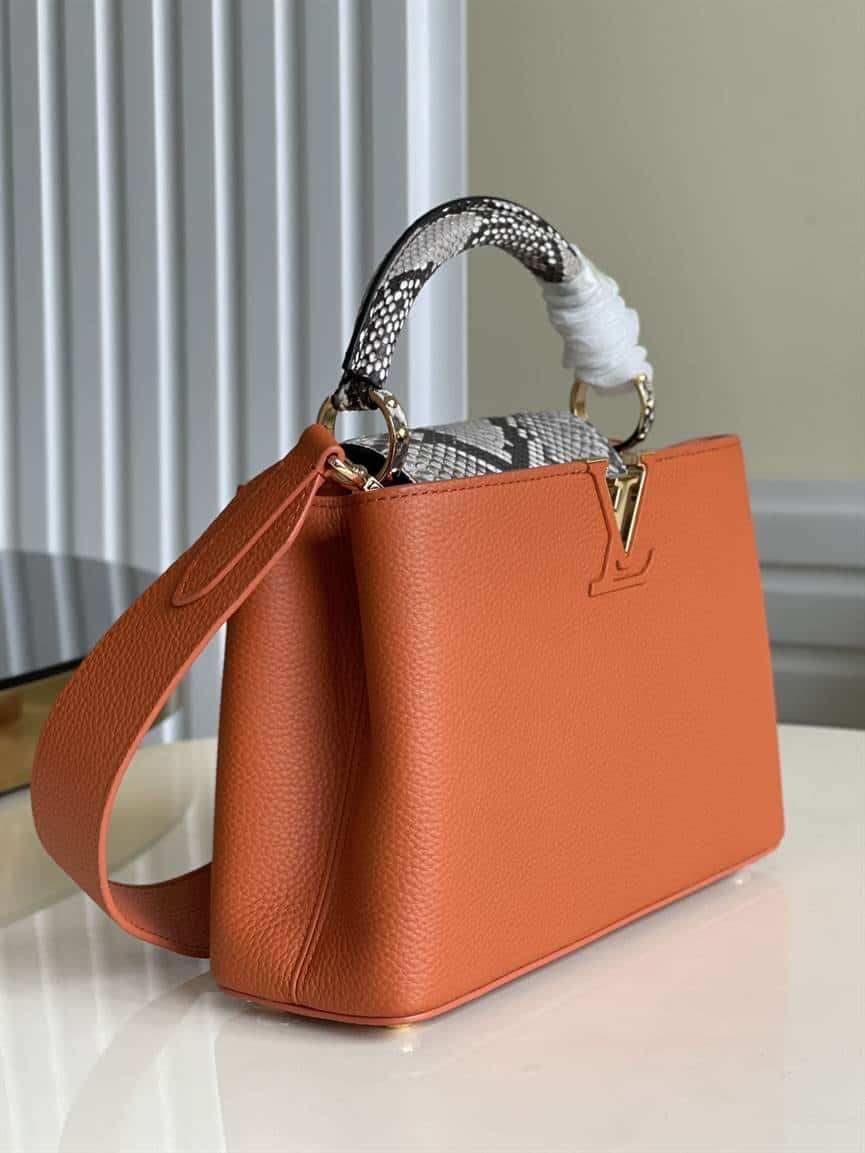 Louis Vuitton Capucines BB - LHB557 - 6