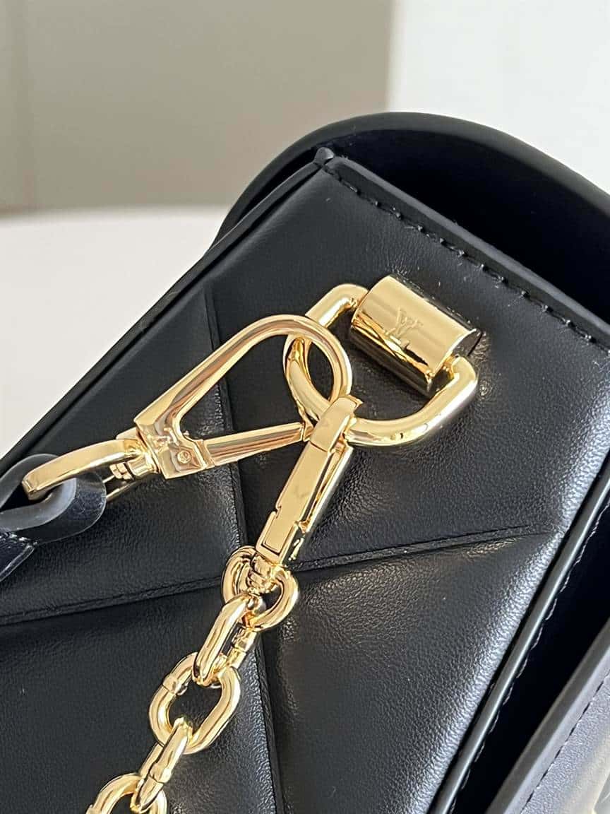 Louis Vuitton Twist MM - LHB525 - 4