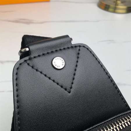 Louis Vuitton Avenue Sling Bab - LMB312 - 4