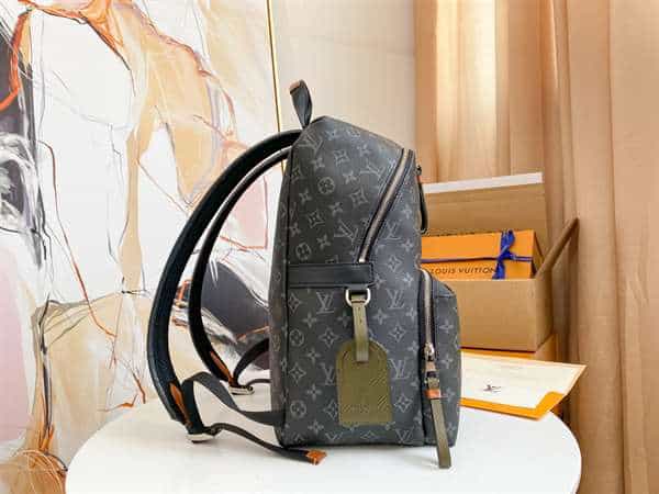 Louis Vuitton Discovery Backpack - LBP263 - 3