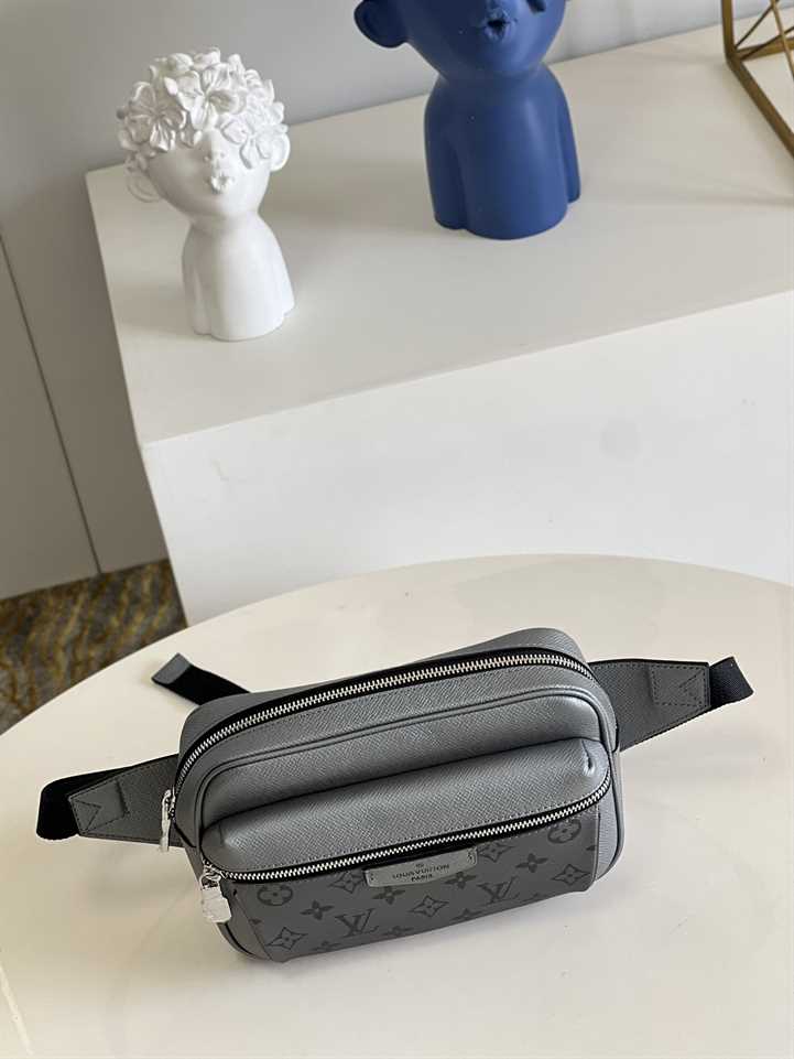 LOUIS VUITTON OUTDOOR MONOGRAM BAG - LMB326 - 3