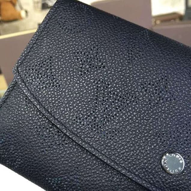 Louis Vuitton Iris Wallet - WPR88 - 10