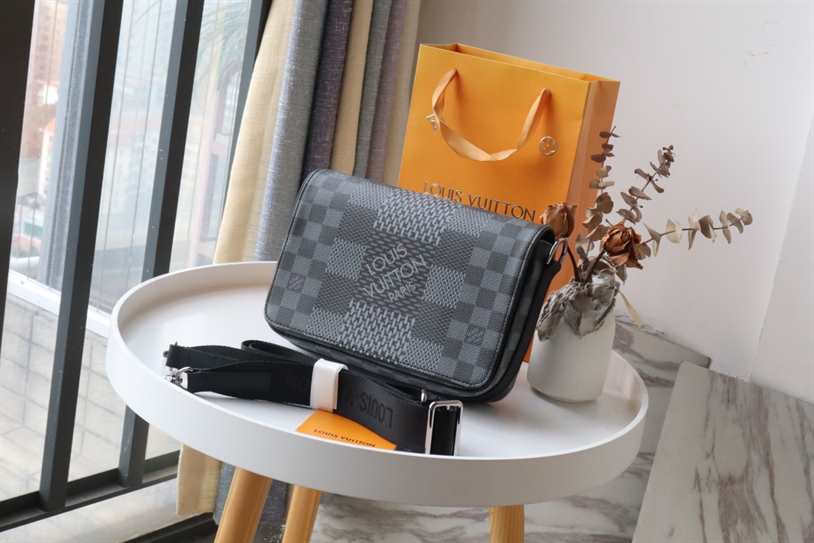 LOUIS VUITTON DAMIER INFINI CLUTCH - LMB337 - 2