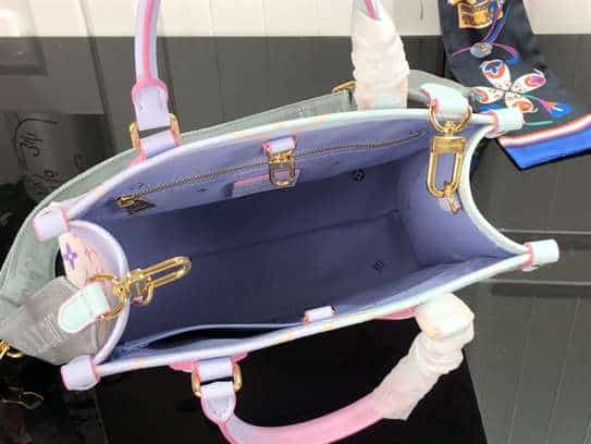 Louis Vuitton Tote OnTheGo PM - LTB548 - 3