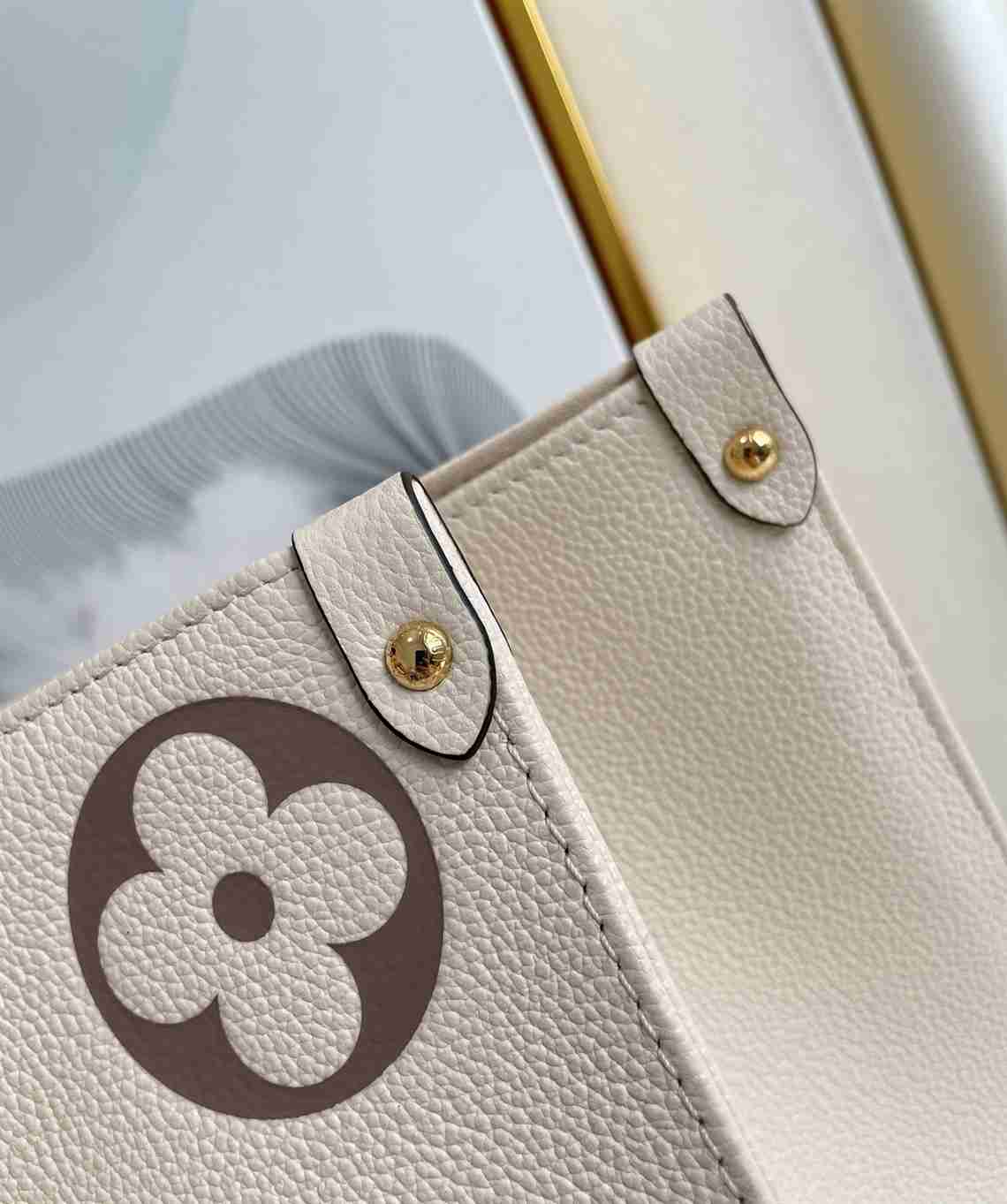 Louis Vuitton Onthego MM - LHB612 - 3