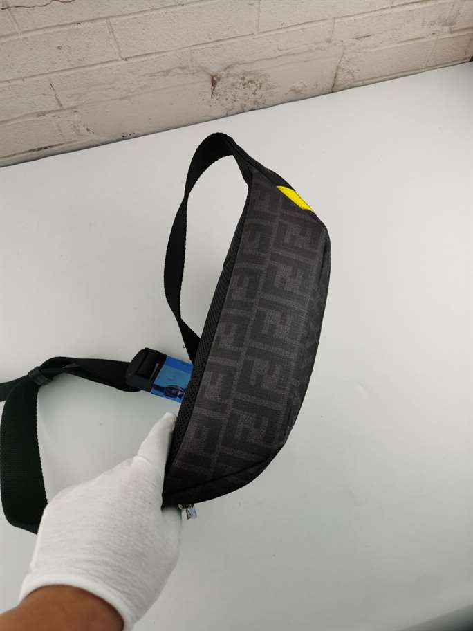 Fendi Gray Fabric Belt Bag - FPD27 - 4