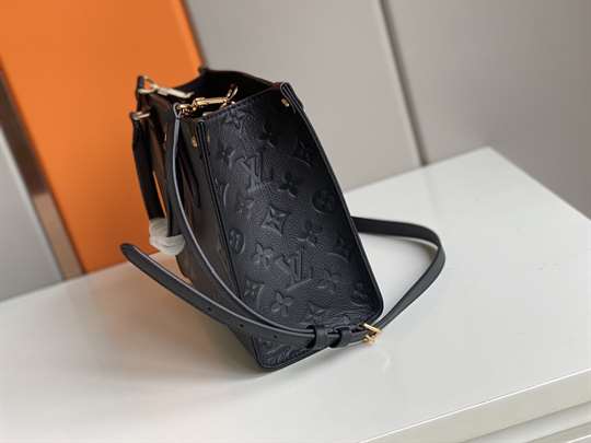 Louis Vuitton Onthego PM - LHB399 - 3
