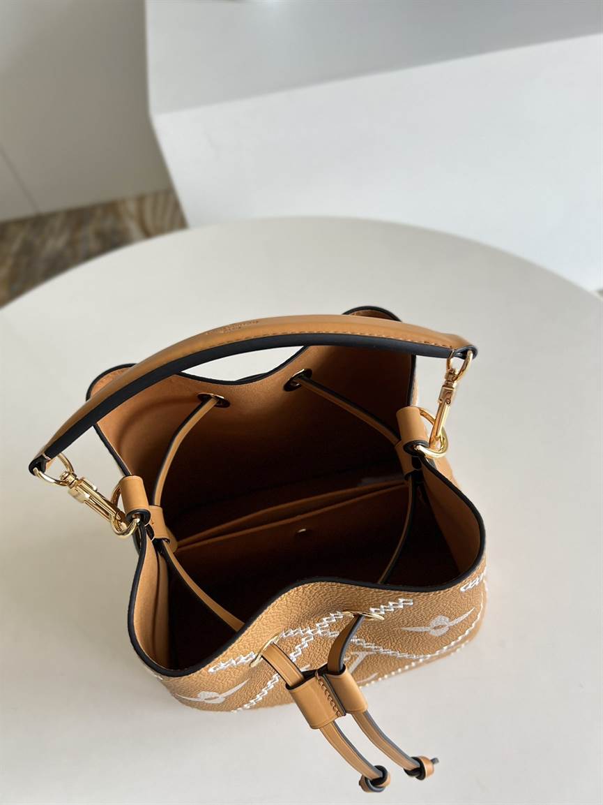 Louis Vuitton NéoNoé BB Monogram Empreinte - LHB510 - 5