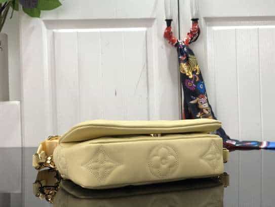 Wallet On Strap Bubblegram Leather - WPR133 - 4