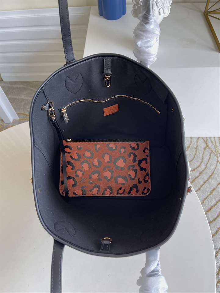 Louis Vuitton Neverfull Mm - LTB181 - 4