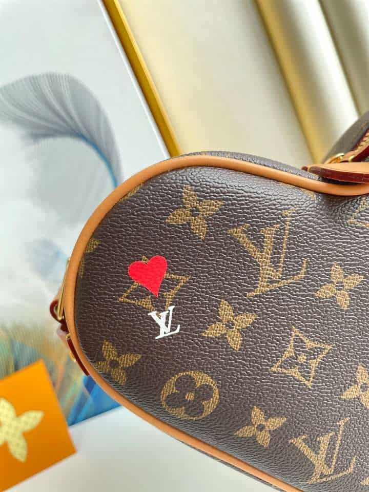Louis Vuitton Game On Coeur - LHB200 - 7