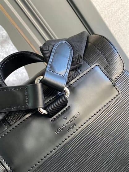 LOUIS VUITTON x SUPREME CHRISTOPHER - LBP443 - 10
