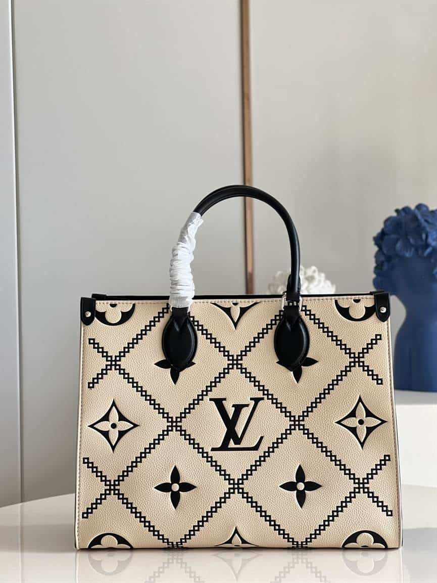 Louis Vuitton Onthego MM - LTB520 - 2