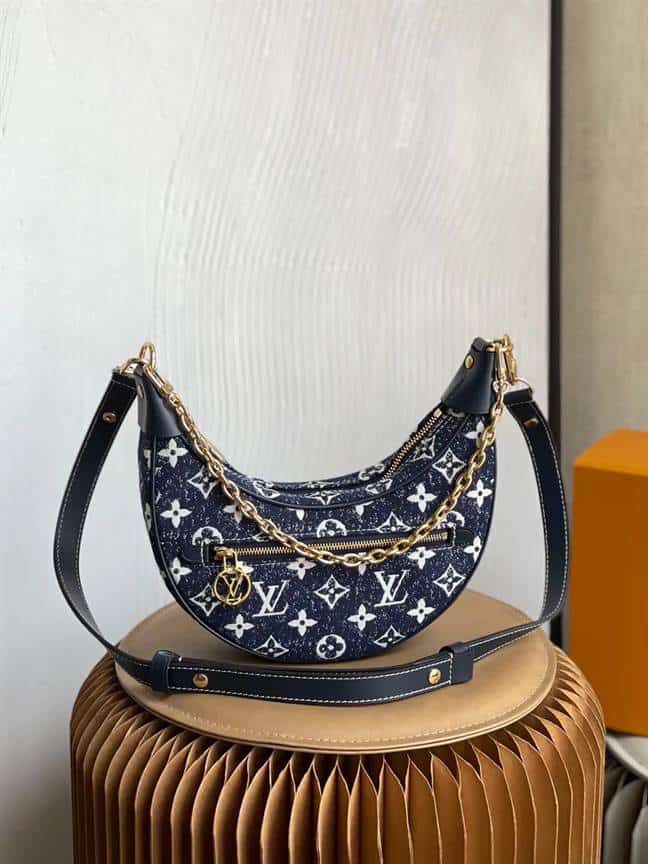 Louis Vuitton Loop - LHB513 - 2