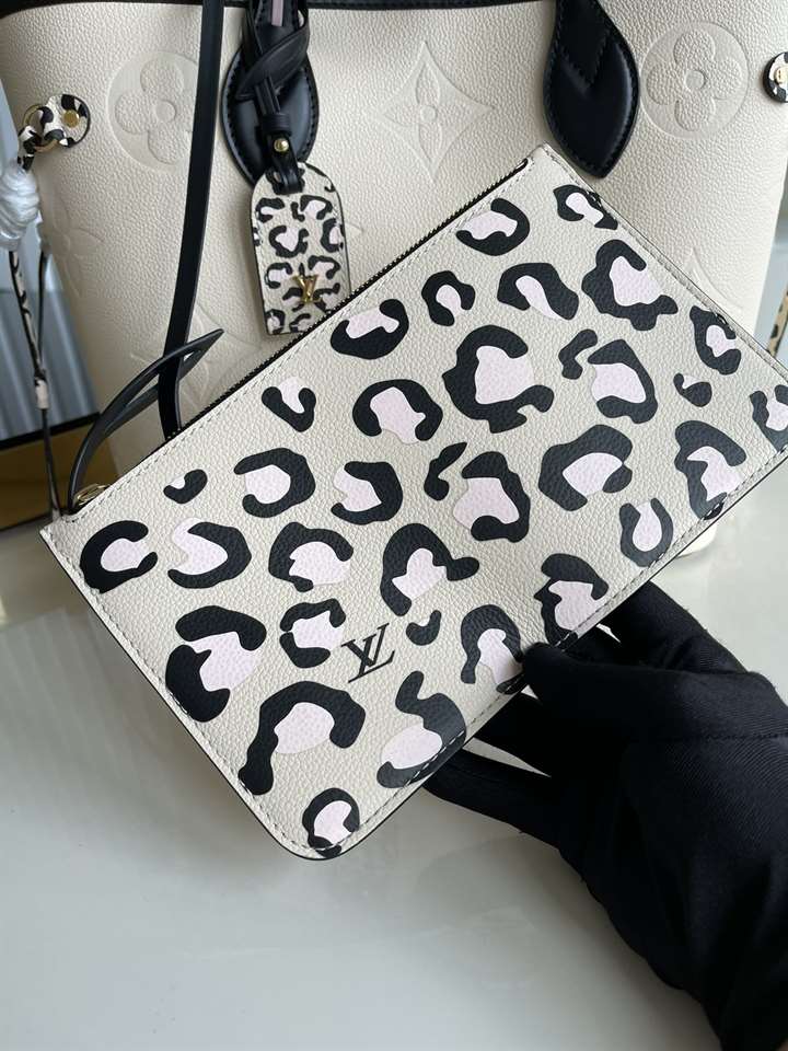 Louis Vuitton Neverfull Mm - LTB180 - 9