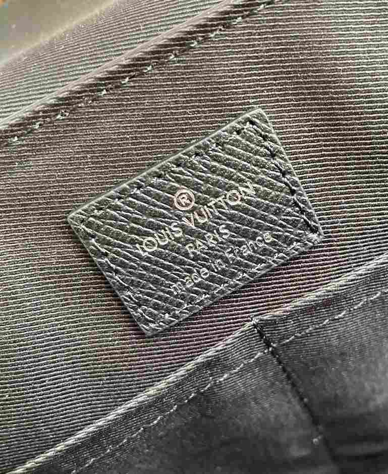 Louis Vuitton Messengerama Bag - LMB323 - 3