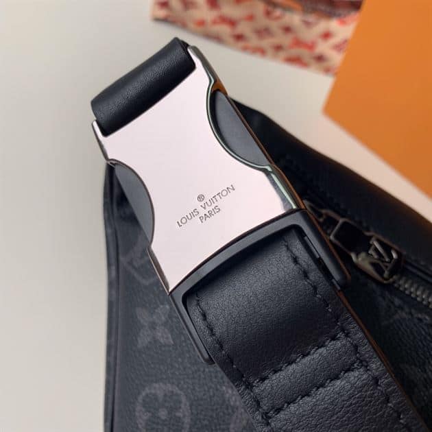 LOUIS VUITTON DISCOVERY BUMBAG - LMB338 - 8
