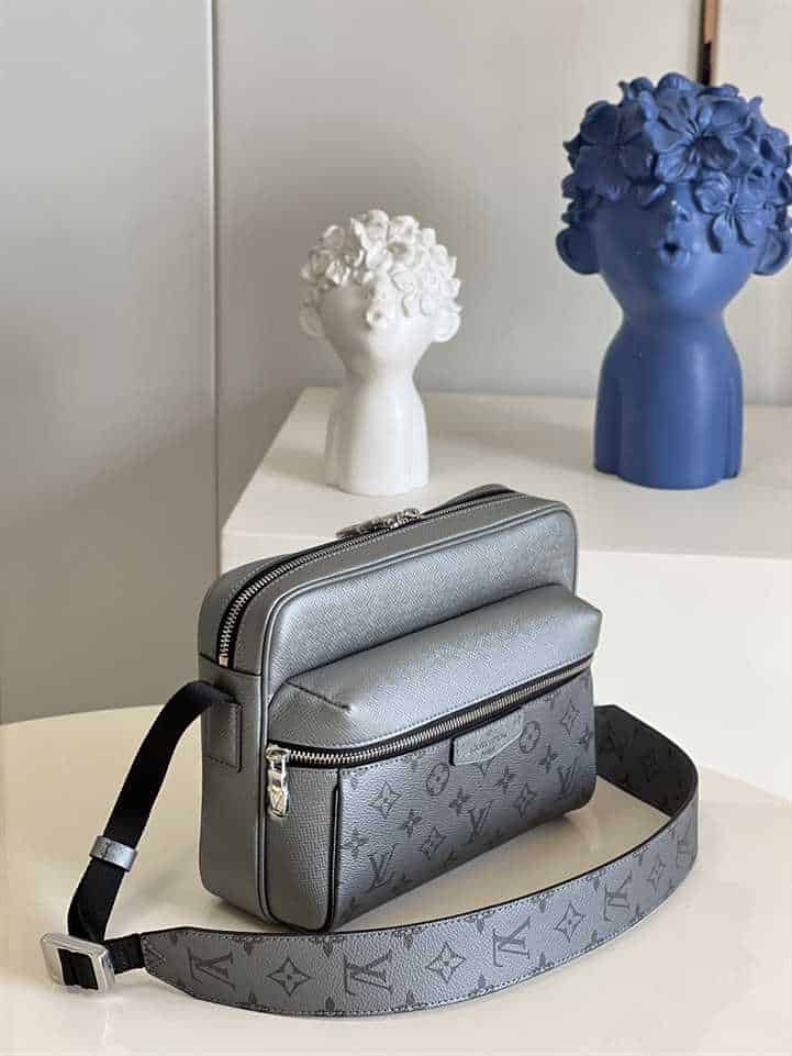 LOUIS VUITTON OUTDOOR MONOGRAM BAG - LMB327 - 4