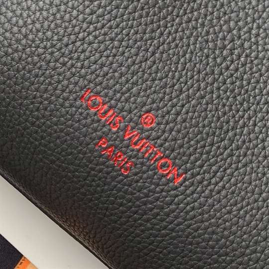 Louis Vuitton On My Side Mm - LTB160 - 3