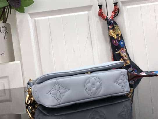 Wallet On Strap Bubblegram Leather - WPR131 - 5